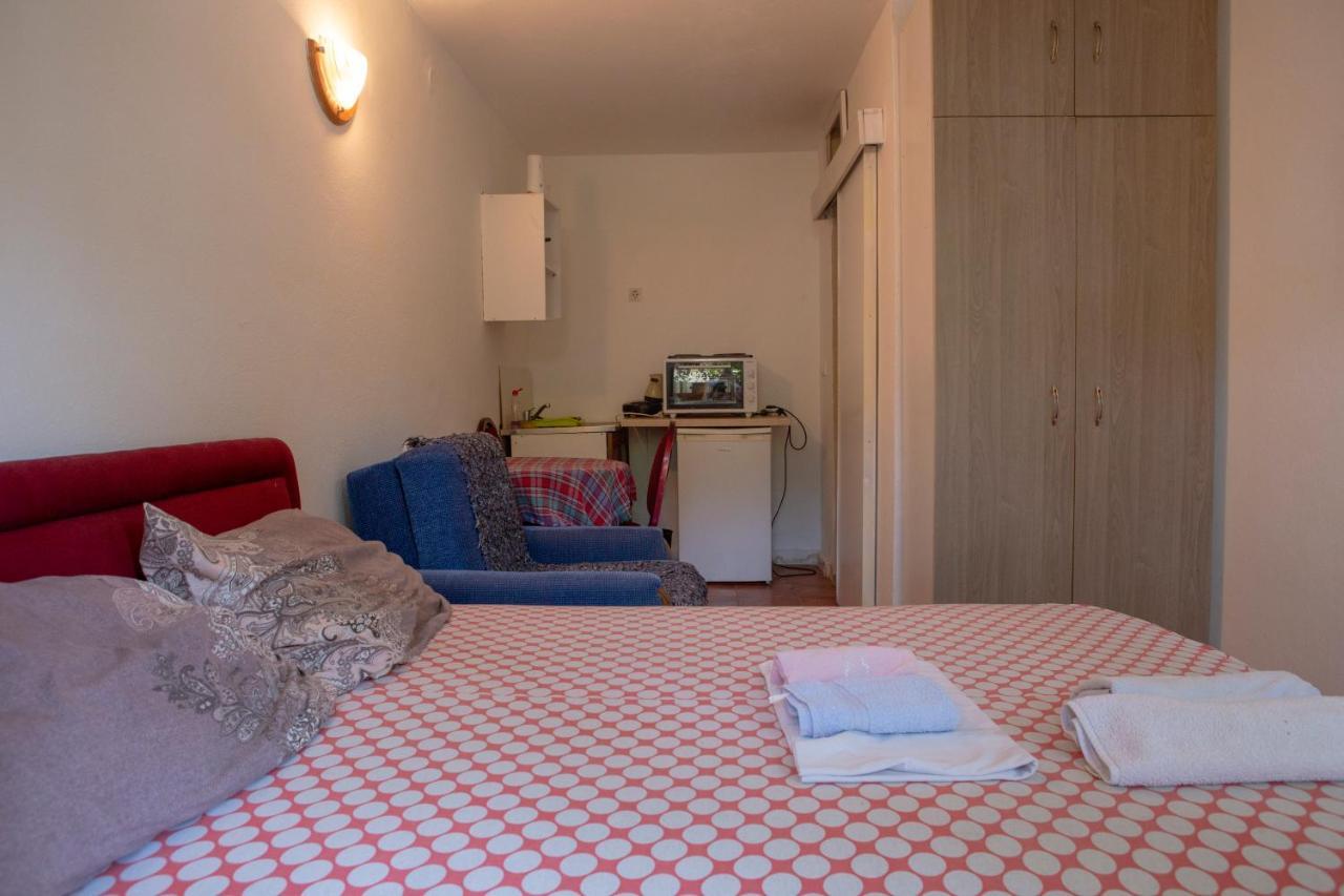 Family Apartments Vukcevic Canj Bagian luar foto